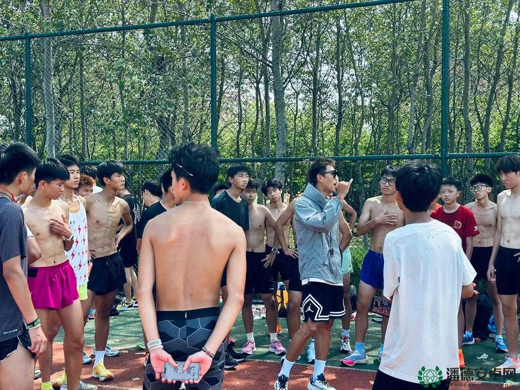 黑皮体育生体育学校体能训练之科学训练方法与技巧提升