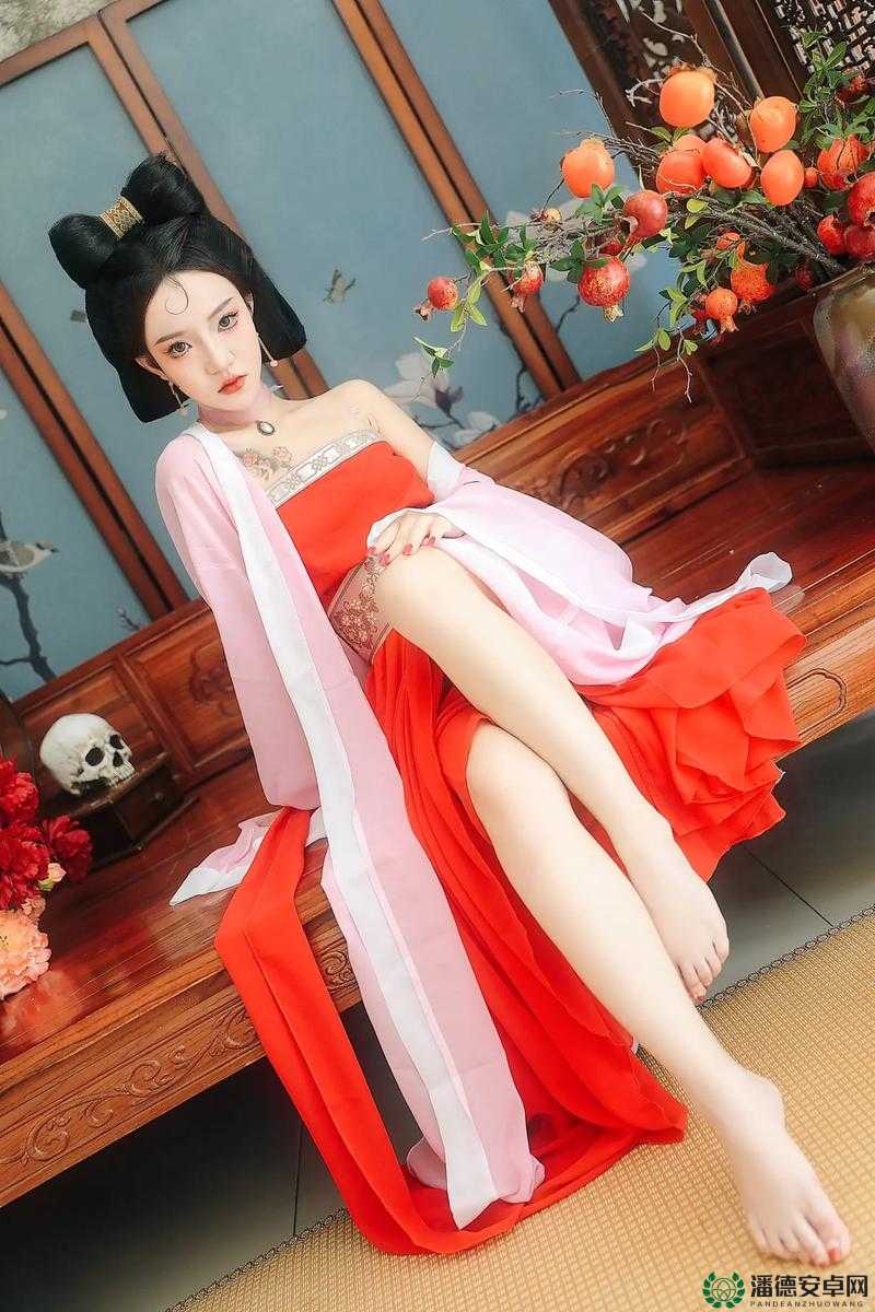 苏妲己野外竟勾搭 60 老头玩 3P 惊世之举