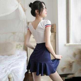 都市激情：制服丝袜的高清无码极致呈现