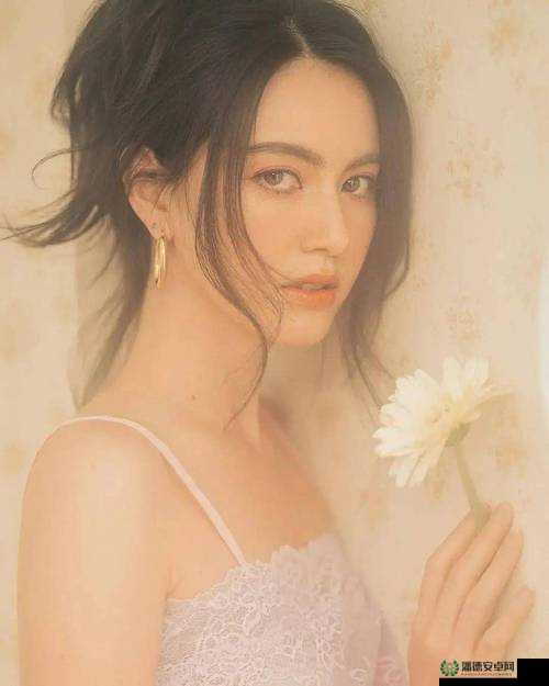 91 羞羞大香蕉泰妹：风情万种的泰式诱惑