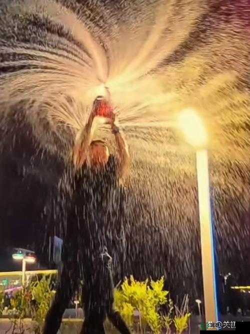 国产喷水视频精彩呈现：独特视角领略别样魅力