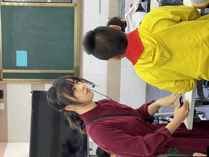公翁那粗大之物如何放进我的秘密秀婷呢？探寻奇妙的互动情境公翁粗大放进秘密秀婷背后有何特别故事？引发好奇与猜想公翁粗大与我的秘密秀婷之间有着怎样神秘且引人关注的关联？